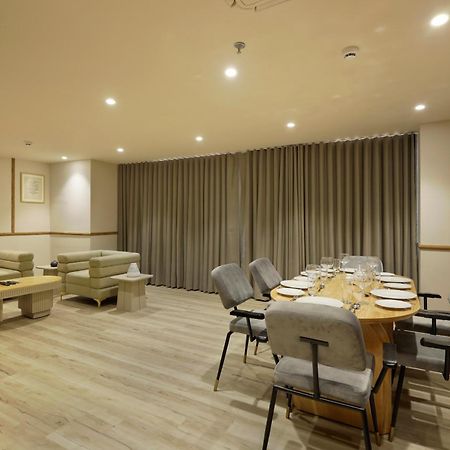 Sunday Hotel Βαντοντάρα Εξωτερικό φωτογραφία
