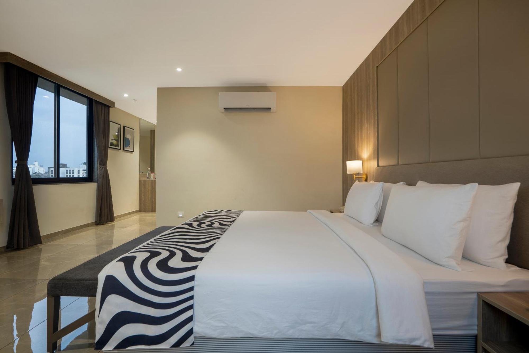 Sunday Hotel Βαντοντάρα Εξωτερικό φωτογραφία