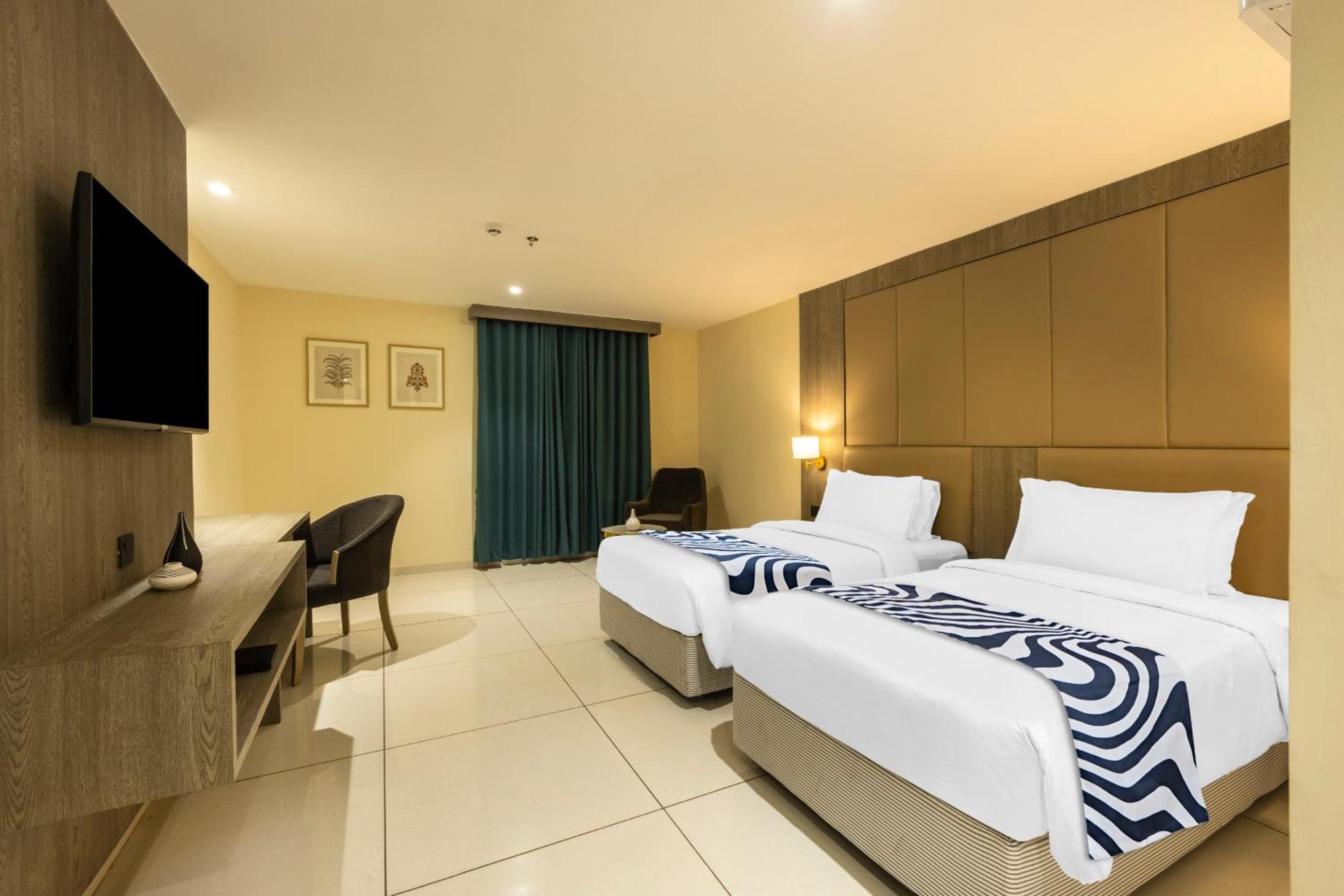 Sunday Hotel Βαντοντάρα Εξωτερικό φωτογραφία