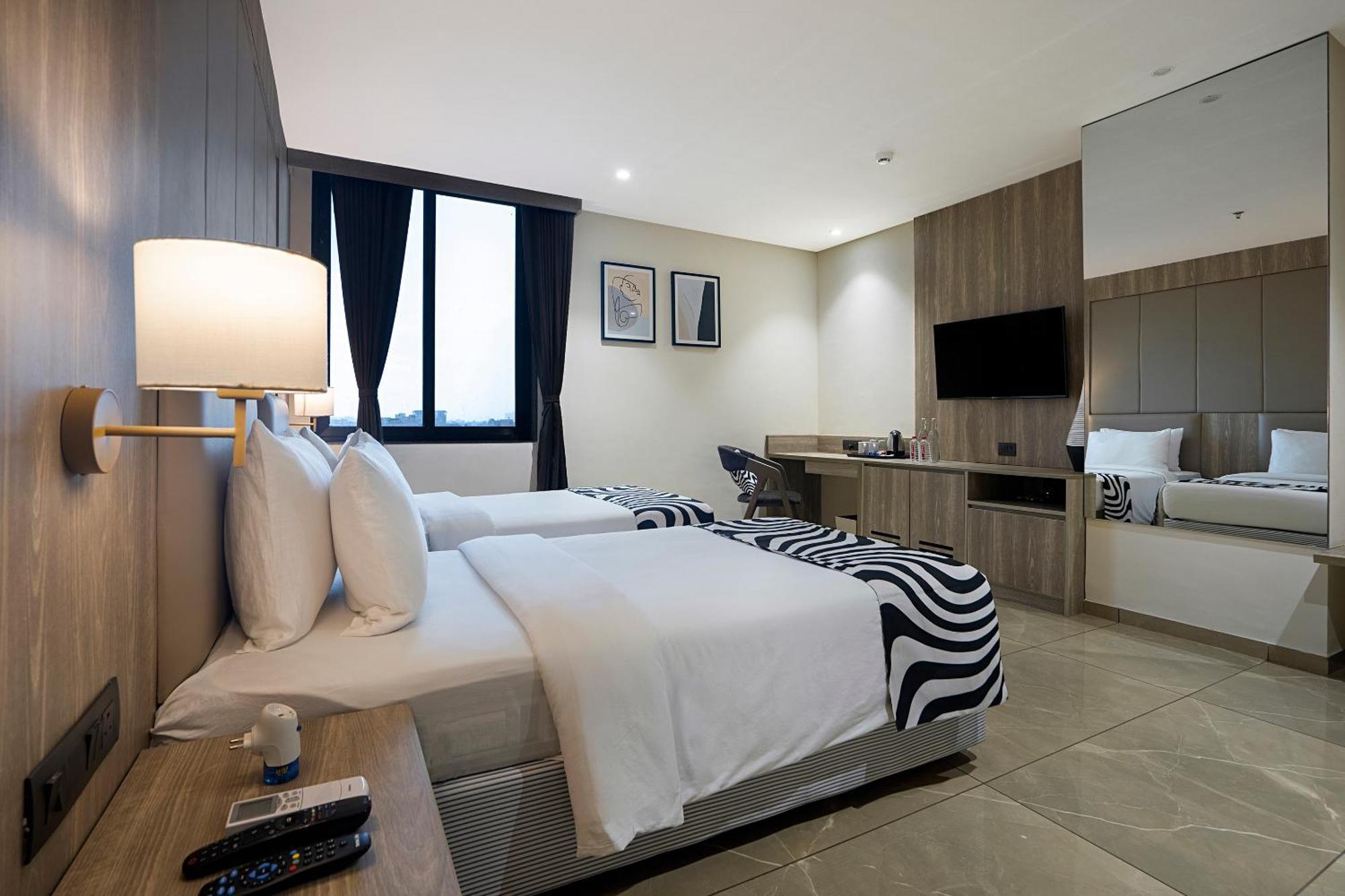 Sunday Hotel Βαντοντάρα Εξωτερικό φωτογραφία